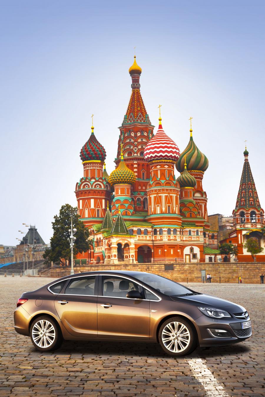  Opel Astra Sedan 2013 года  (фото 24 из 30)